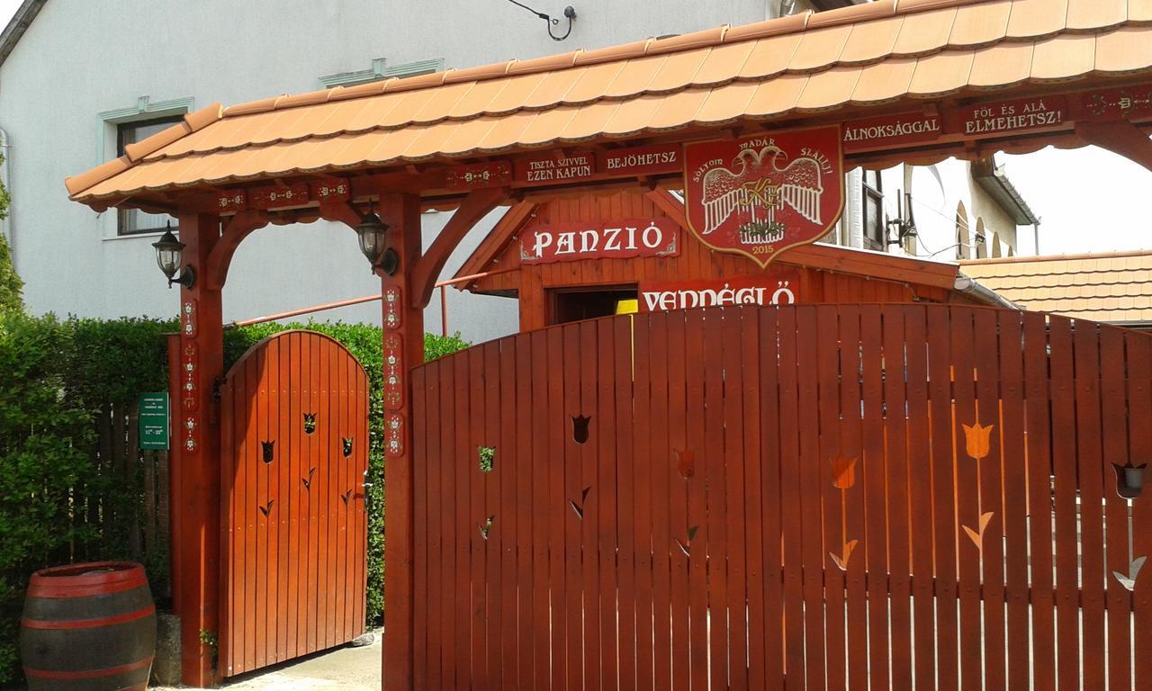 Vajdácska Kisdiofa Panzio Es Vendeglo Bed & Breakfast エクステリア 写真
